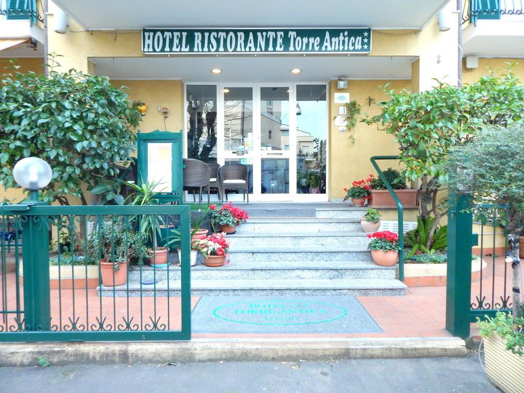 Hotel Torre Antica ロアーノ エクステリア 写真